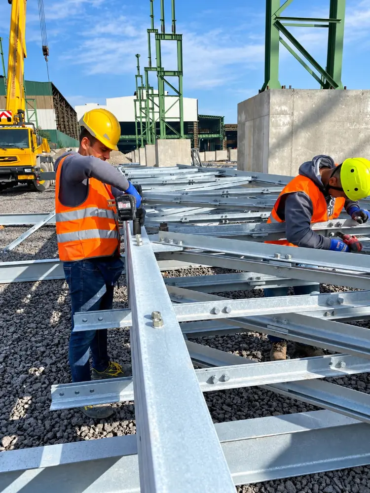 Montaggio struttura metallica CRS